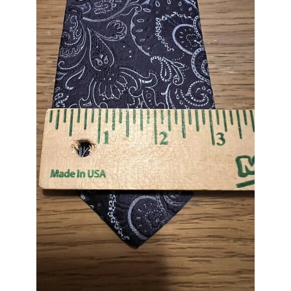 TOM JAMES Men's 100% Silk USA Tie Blue/Silver Paisley - Picture 3 of 9